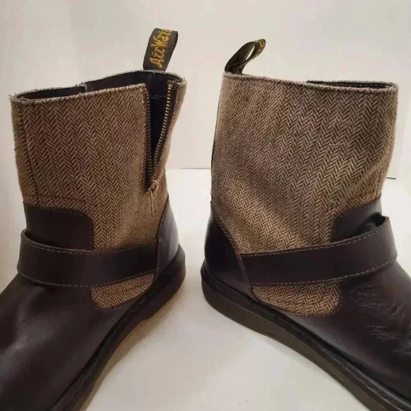 Dr. Martens Gayle Brown Boots Size 9 - Picture 9 of 13